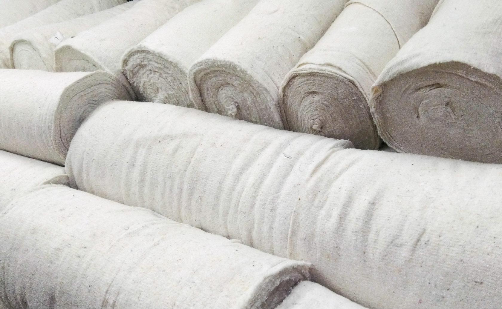 Холстопрошивное полотно